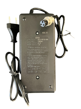 Onvo OV-RX5 RX6 RX7 RX8 Fanlı 67.2 Volt 3 Amper Şarj Adaptörü Aleti Power Supply 3 Pin Girişli Voltaj Kesici Korumalı