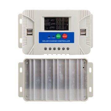 Powermaster PM-40A 12V-24V 40 Amper 4 USB Çıkışlı Dijital Ekranlı Solar Şarj Regülatörü