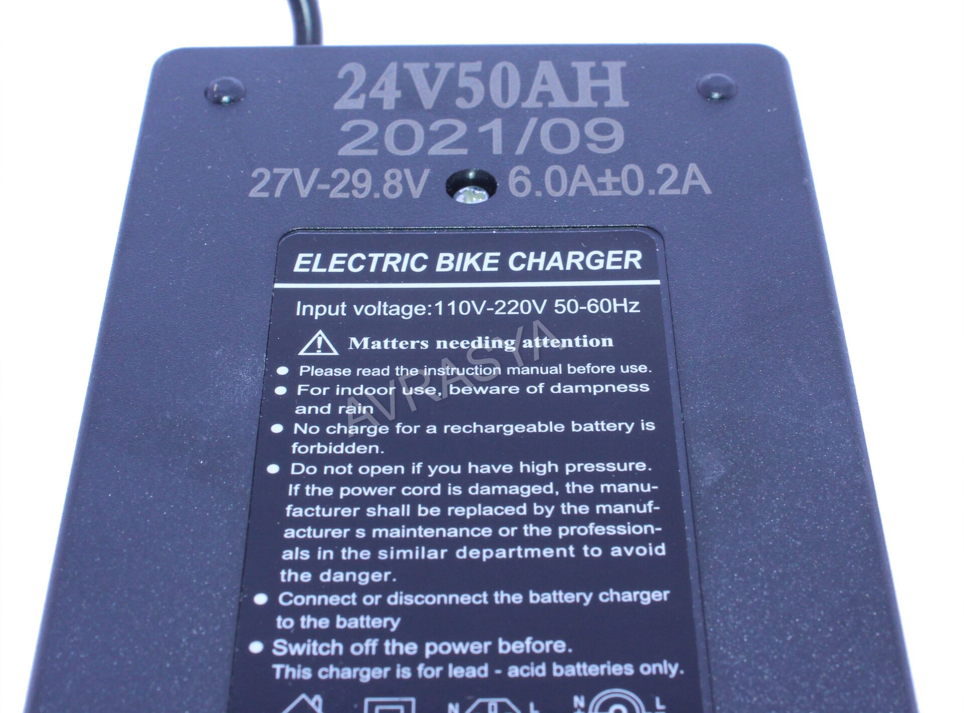 Charger 27V-29.8  Volt 6 Amper Engelli Arabası Şarj Adaptörü