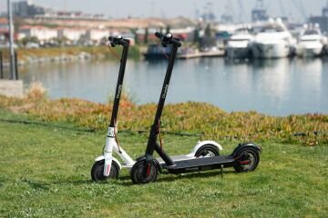 Citymate Plus 350Watt Elektrikli Scooter 8.5 inch Teker Bluetooth Siyah