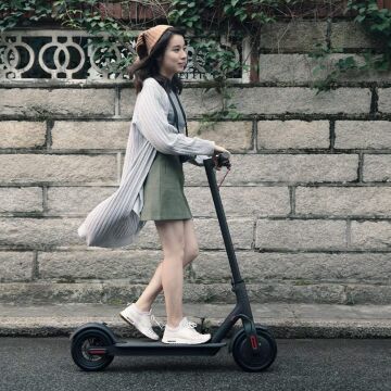 Citymate Urban 350Watt Elektrikli Scooter 8.5 inch Dolgu Teker Siyah