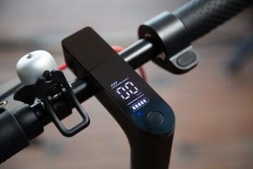 Citymate Plus 250Watt Elektrikli Scooter 8.5 inch Teker Bluetooth Beyaz