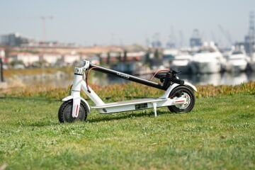Citymate Plus 250Watt Elektrikli Scooter 8.5 inch Teker Bluetooth Beyaz
