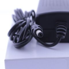 18 Volt 2 Amper Adaptör