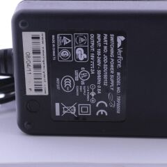 18 Volt 2 Amper Adaptör