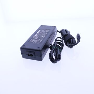 15 Volt 8 Amper Adaptör