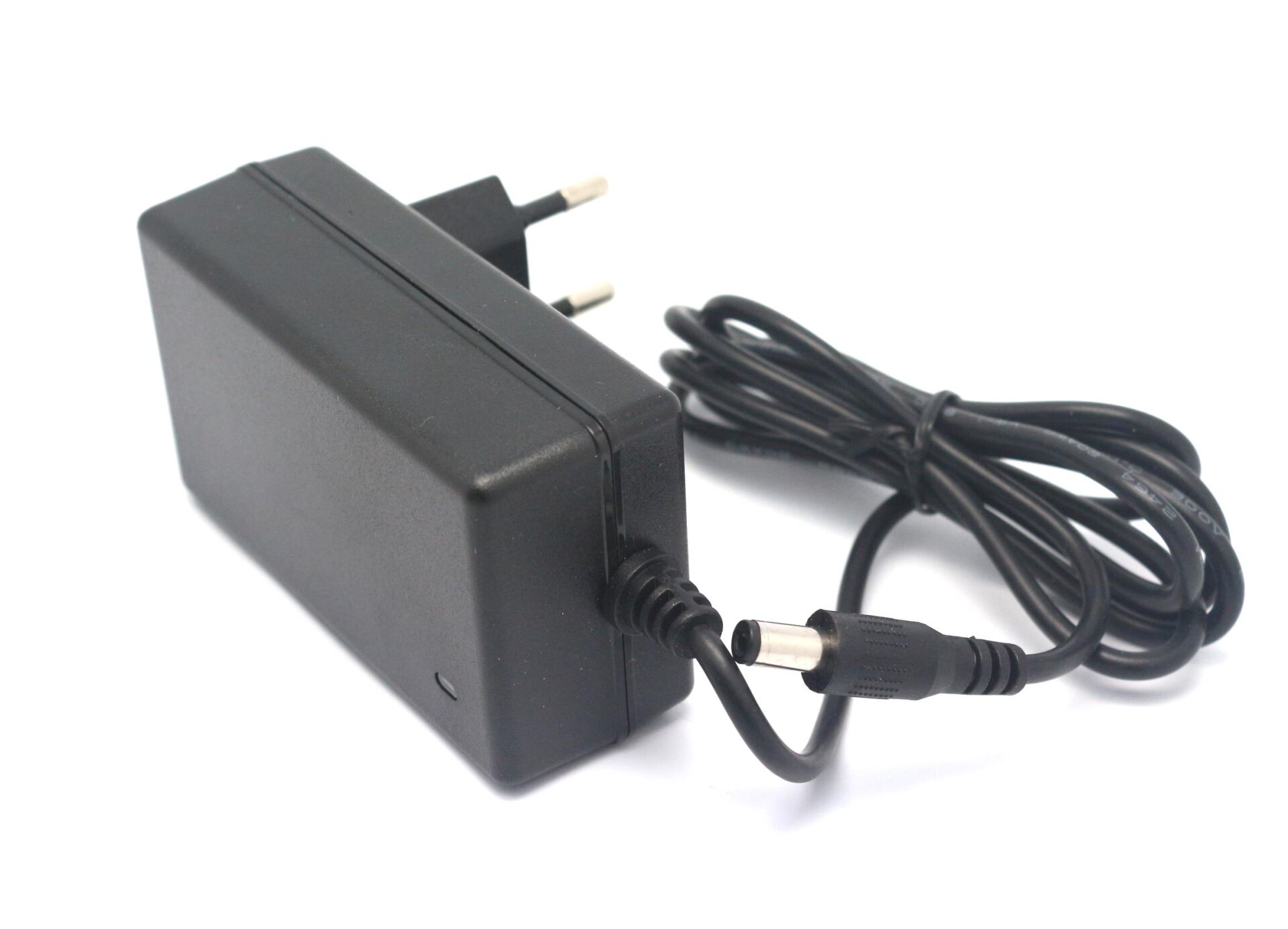 Next YE-1600 16V 2A Santral Adaptörü 5.5x2.5mm
