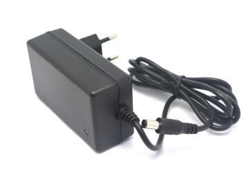 Next YE-1600 16V 2A Santral Adaptörü 5.5x2.5mm
