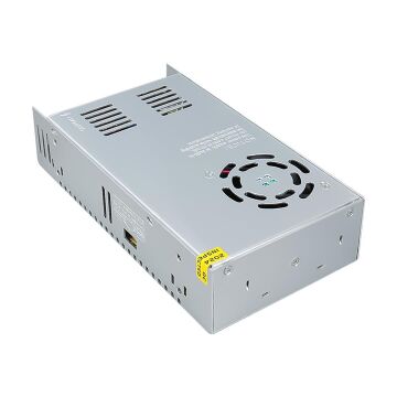 NAVIGOLD NG-2040 12 VOLT - 40 AMPER METAL KASA ADAPTÖR 220 FİŞLİ