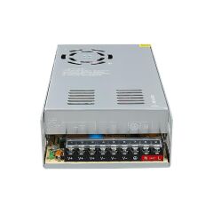 NAVIGOLD NG-2040 12 VOLT - 40 AMPER METAL KASA ADAPTÖR 220 FİŞLİ