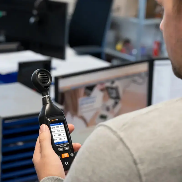 PCE-EM 880 Taşınabilir Formaldehit (HCHO), TVOC, Sıcaklık ve Nem Ölçüm Cihazı