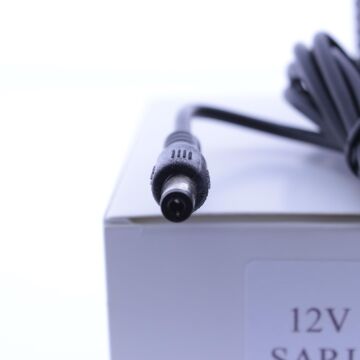 12 Volt 1.2 Amper Akü Şarj Adaptörü