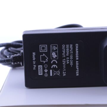 12 Volt 1.2 Amper Akü Şarj Adaptörü
