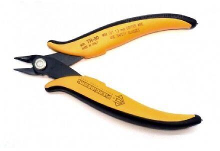 Turuncu İzoleli Elektronikçi Yan Keski