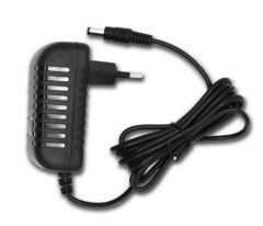 Powermaster PM-16736 5 Volt - 2.5 Amper 5.5*2.5 Mm Uçlu Plastik Kasa Priz Tipi Adaptör