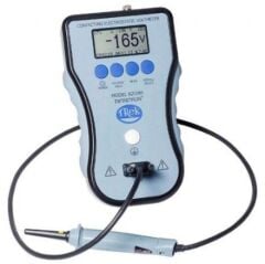 Wolfgang Warmbier Voltmetre