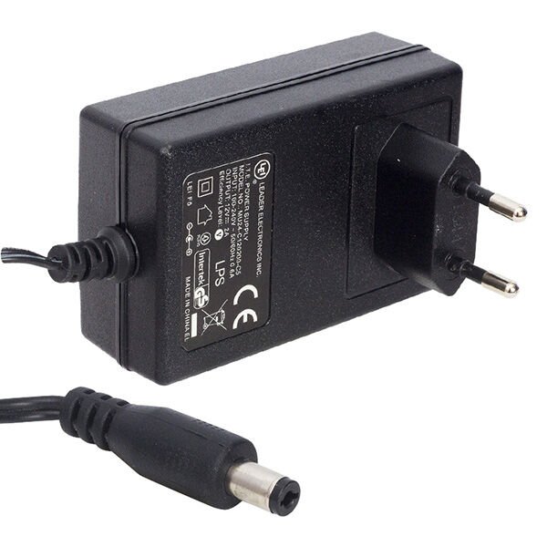 ADAPTÖR ORJİNAL LEADER 12 VOLT 2 AMPER PLASTİK KASA PRİZ TİPİ ADAPTÖR 5.5*2.5 UÇ