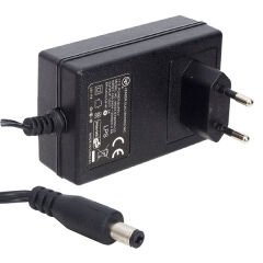 ADAPTÖR ORJİNAL LEADER 12 VOLT 2 AMPER PLASTİK KASA PRİZ TİPİ ADAPTÖR 5.5*2.5 UÇ