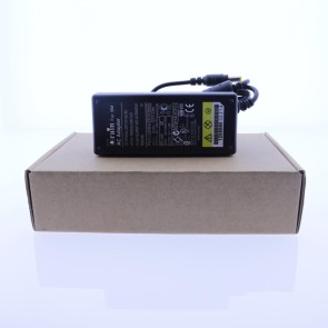 16 Volt 3.36 Amper Adaptör