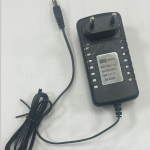 Weko WK-38606 Yerli Üretim 12.6 Volt - 3 Amper 5.5*2.5 Mm Uçlu Ledli Priz Tipi Şarj Adaptörü